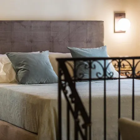 Phaedra (adults Only)