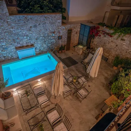 Phaedra (adults Only) 4*