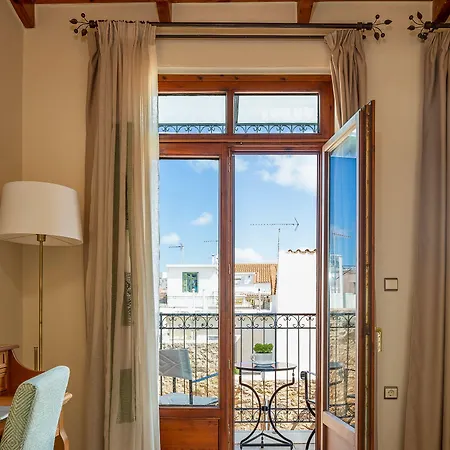 Phaedra (adults Only) 罗希姆诺