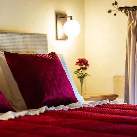 Phaedra (adults Only) Otel 4*