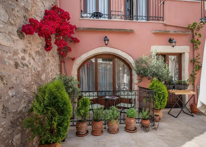 Phaedra (adults Only) Hotel Retimno