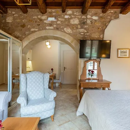 Phaedra (adults Only) Hotel 3*
